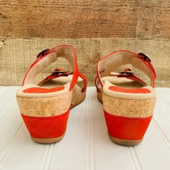 NWOT Dansko Carla Wedge Slides - Picture 4 of 8